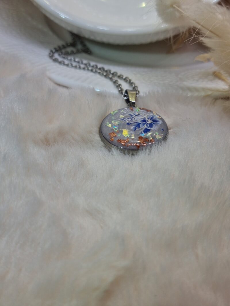 ✨ Collier « Cabochon Fleuri » – L'élégance de la nature à votre cou 🌸 – Image 2