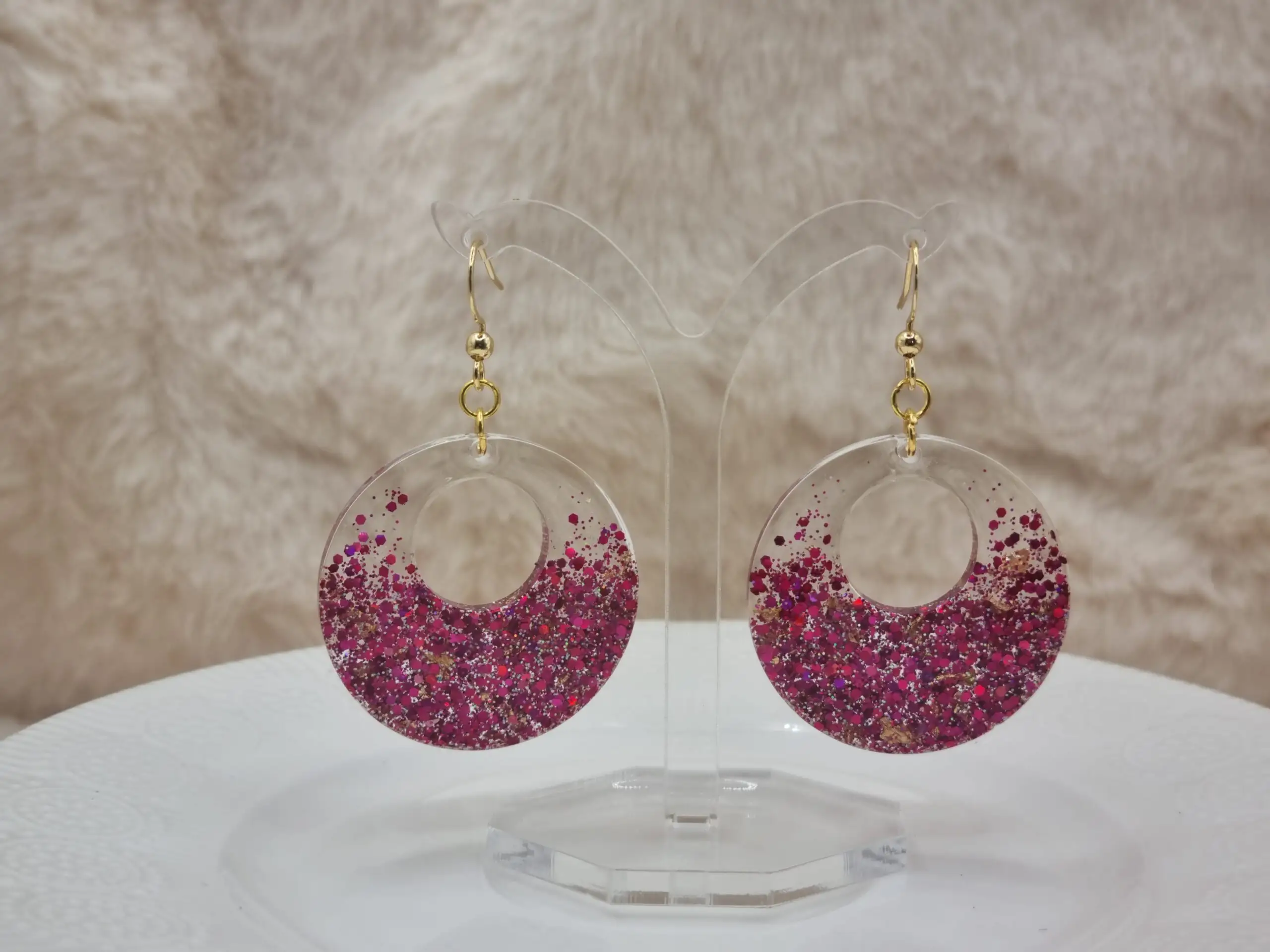 ✨ Boucles d’Oreilles Rondes Ajourées – Élégance et Légèreté au Quotidien 🌸 – Image 5