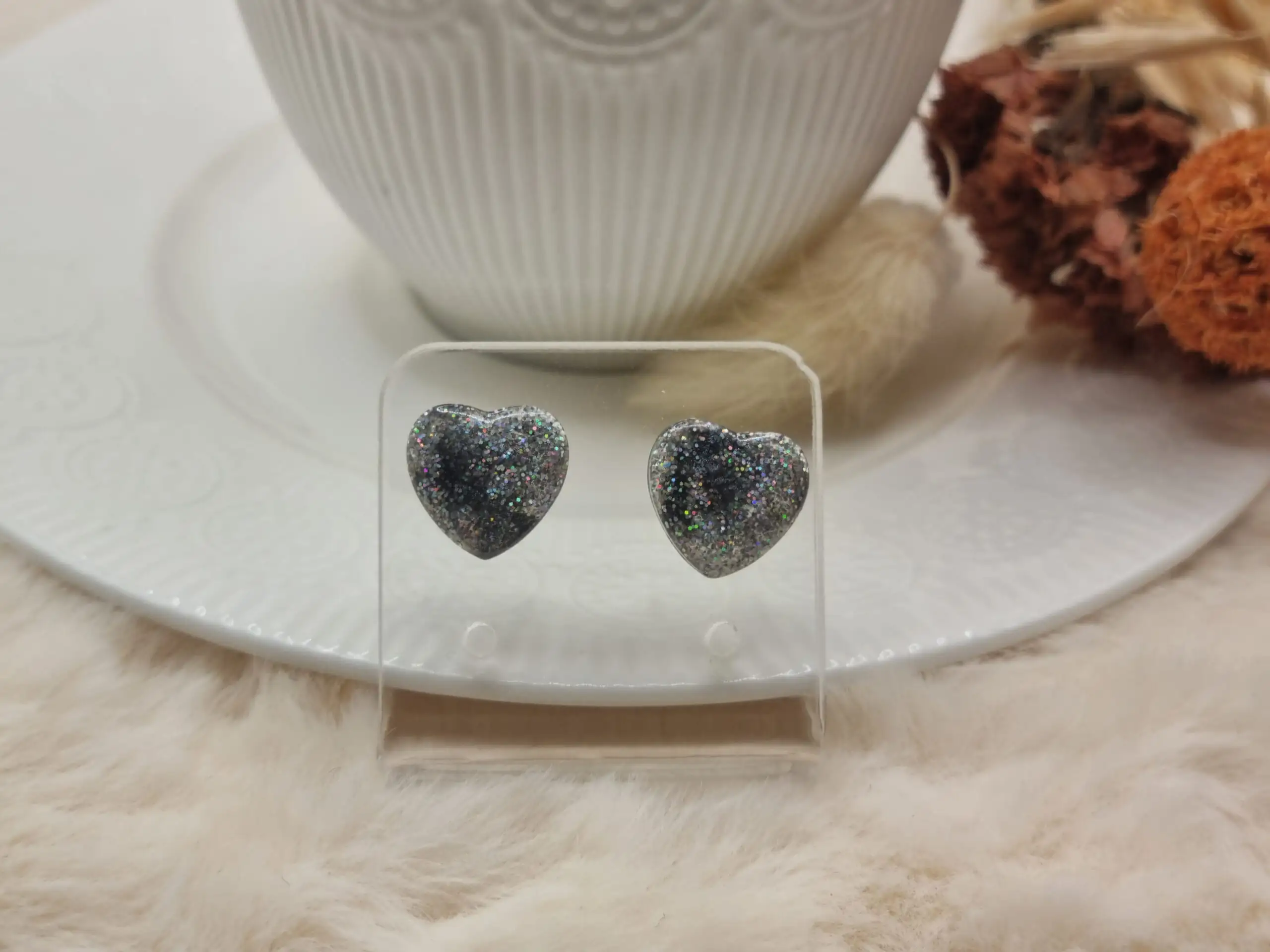 💖 Puces d'oreilles cœurs – Élégance et légèreté à vos oreilles !
