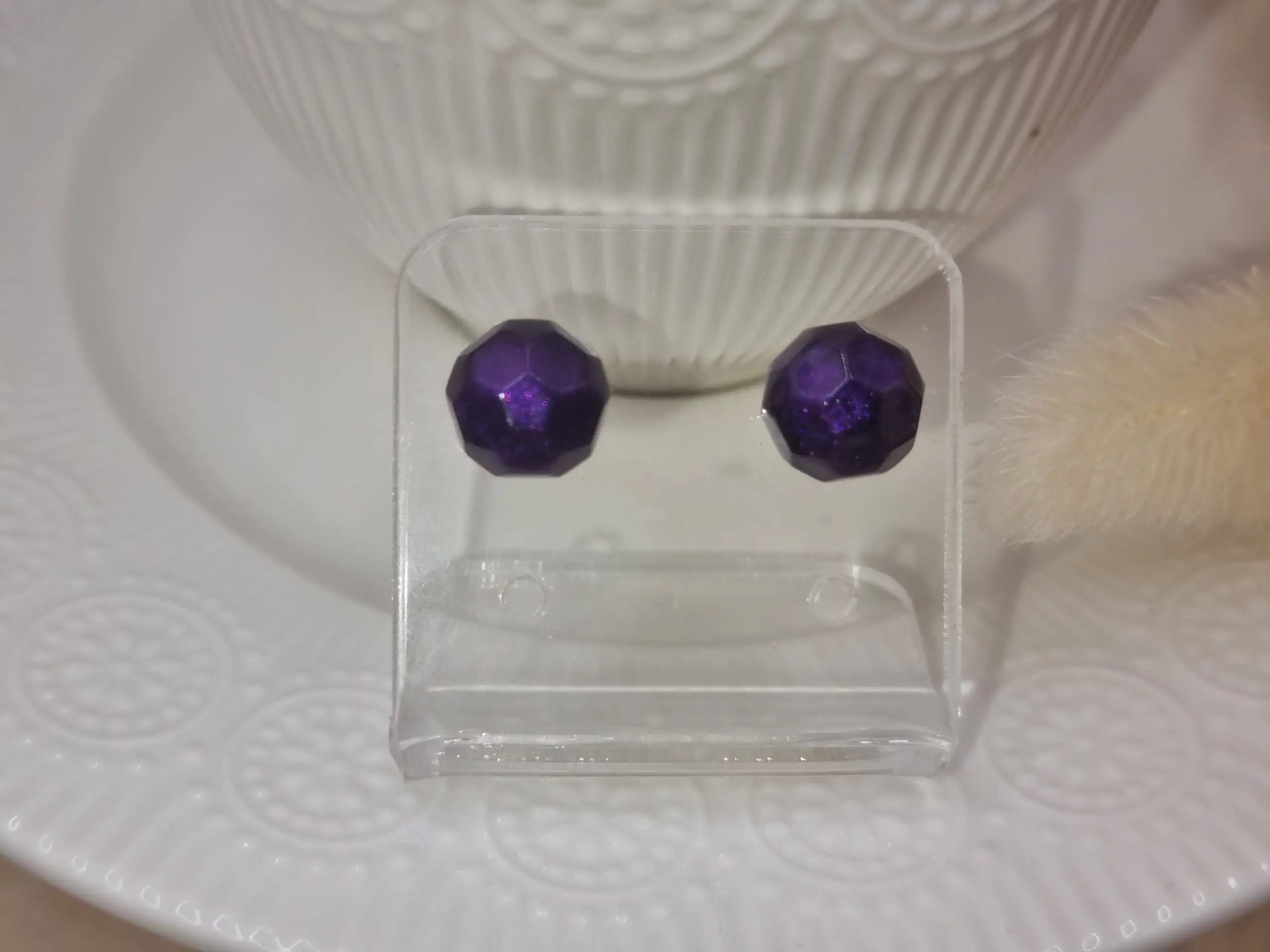 🌟 Puces d’oreilles à facettes - Élégance discrète 💎