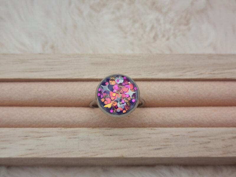 ✨ Bague Cabochon Réglable en Résine et Acier – Élégance Unique pour Vos Mains ! ✨