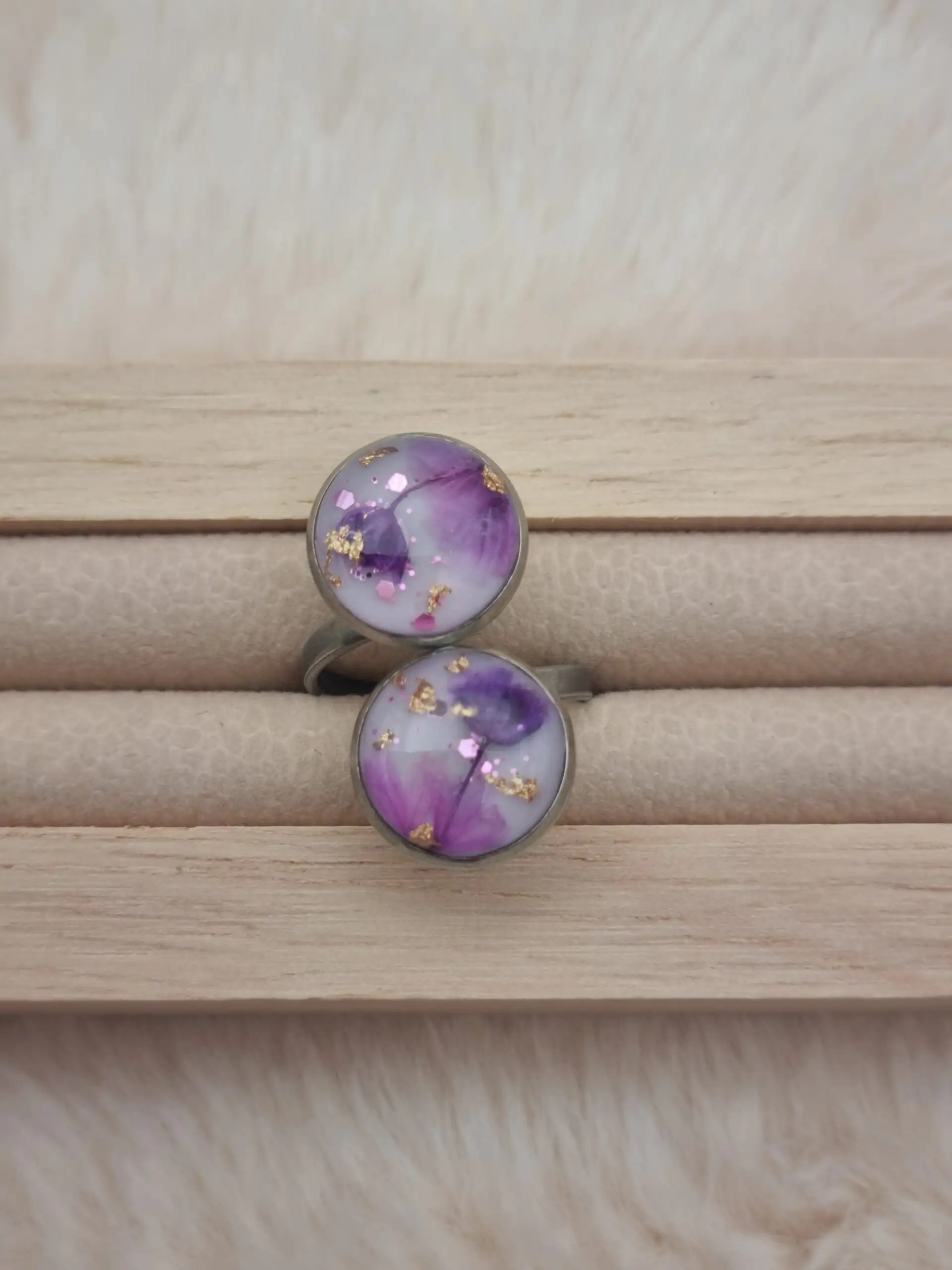 ✨ Bague Deux Cabochons, Réglable en Résine et Acier – Élégance Unique pour Vos Mains ! ✨