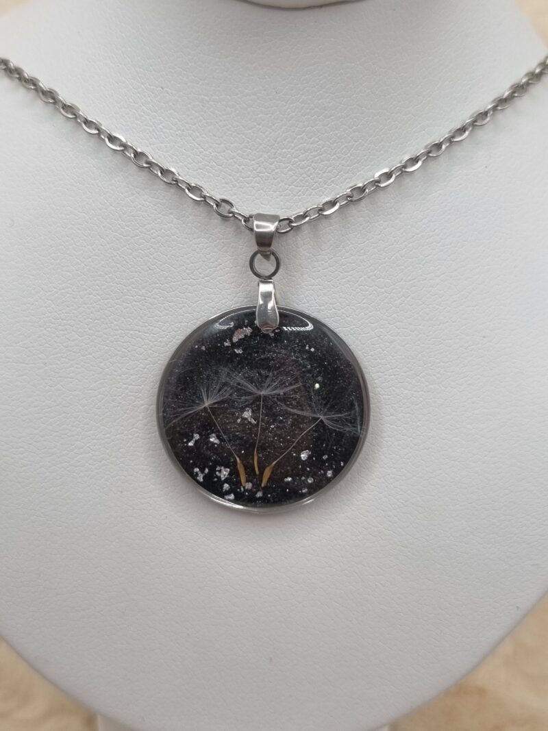 🌸 Pendentif rond « Akènes de Pissenlit » – Légèreté, Espoir et Renouveau ✨ – Image 2