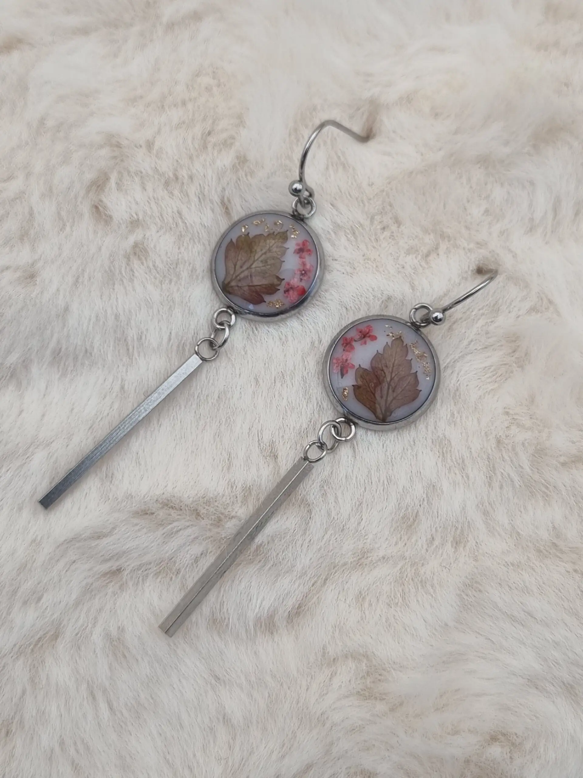 ✨ Boucles d'oreilles Cabochons Pendantes - L'élégance discrète à porter au quotidien ! ✨ – Image 3