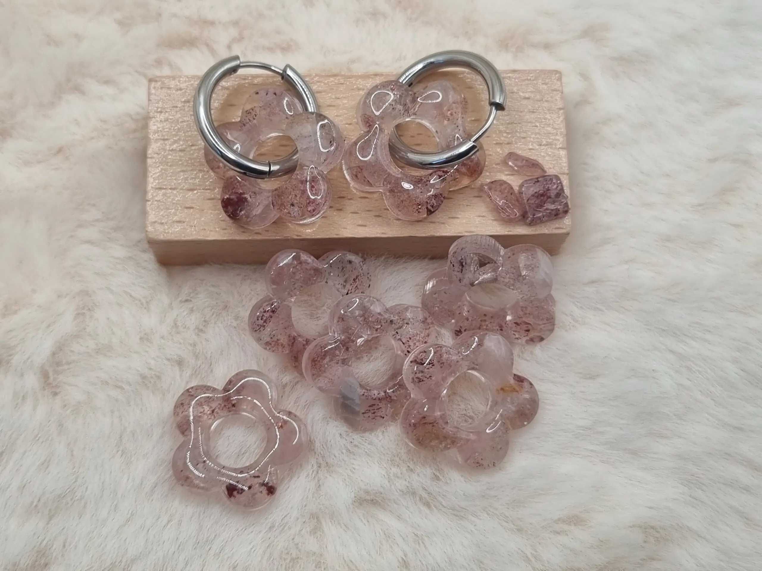 Créoles Interchangeables Fleuries - Quartz Rose - 🌸✨ – Image 7