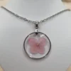 🌸 Pendentif rond «Fleur d’Hortensia » – Élégance Naturelle 🌸