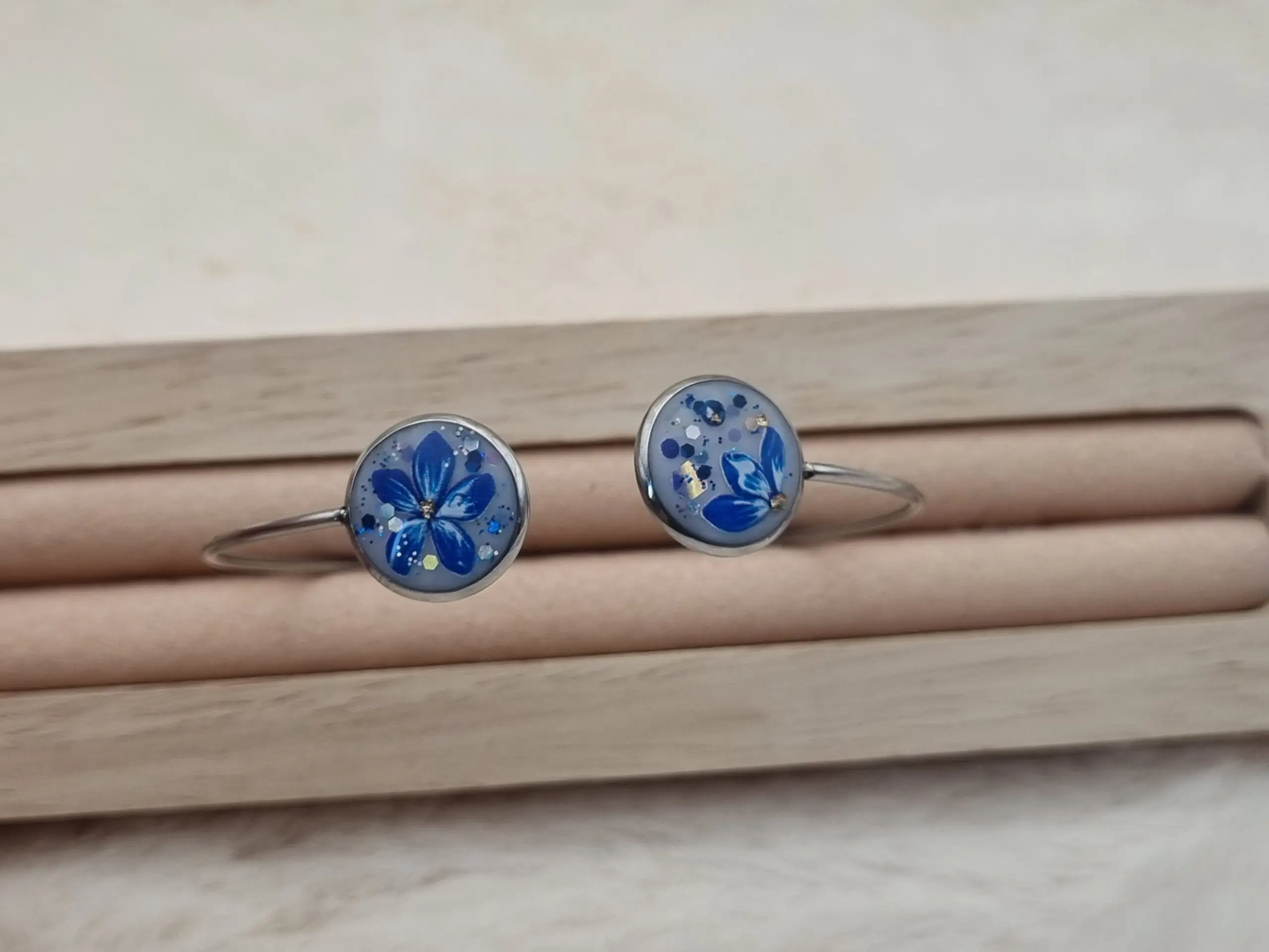 Bracelet réglable en Acier Inoxydable - Double Cabochons 🌟 – Image 2