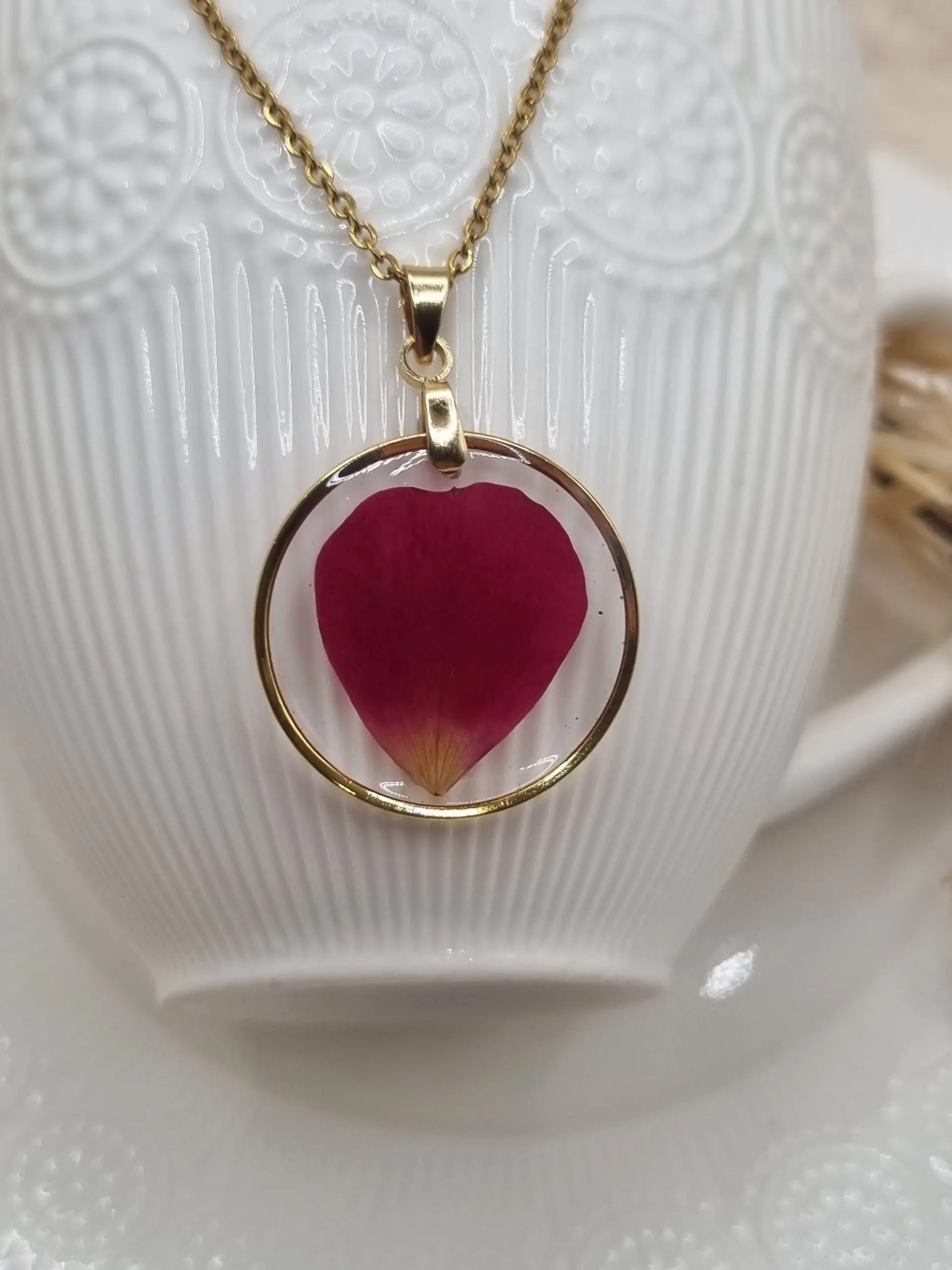 🌹 Pendentif Rond Pétale de Rose 🌹