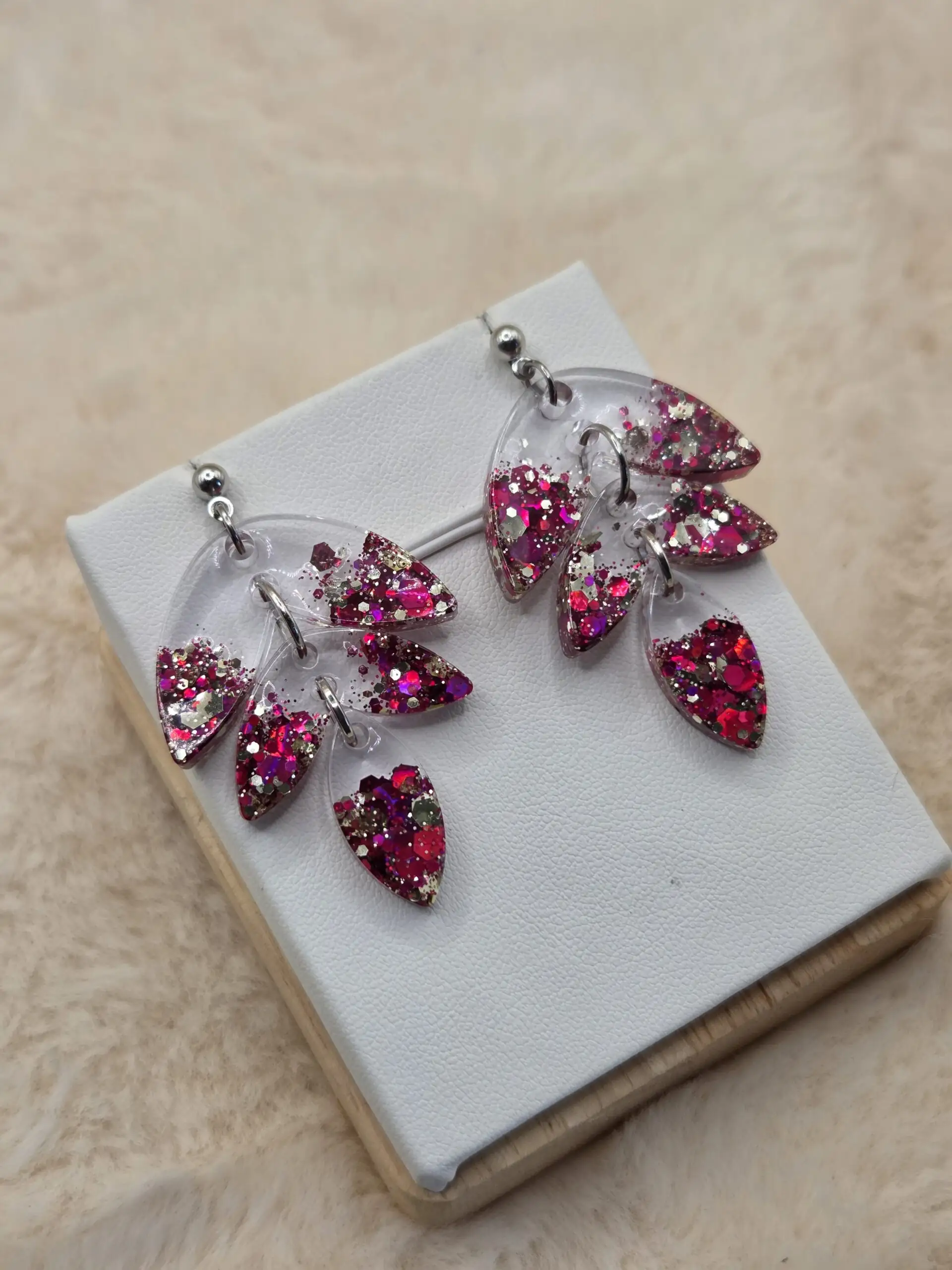 💫 Boucles d’oreilles pendantes articulées – L'élégance en mouvement ! 💫