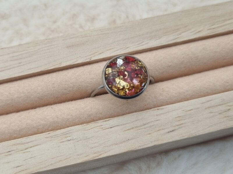 ✨ Bague Cabochon Réglable en Résine et Acier "éclats de verre" – Élégance Unique pour Vos Mains ! ✨