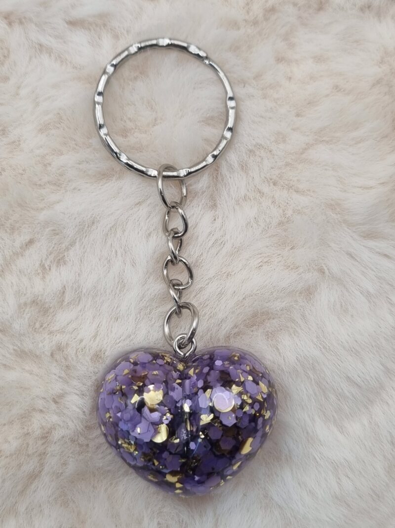 ❤️ Porte-Clé Cœur en Résine – Fait Main | Pièce Unique – Image 3