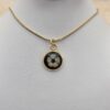 🌿 Collier cabochon acier doré "Fleur de Spirée" 🌼