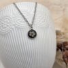 🌿 Collier mini cabochon acier "Fleur de Spirée" 🌼