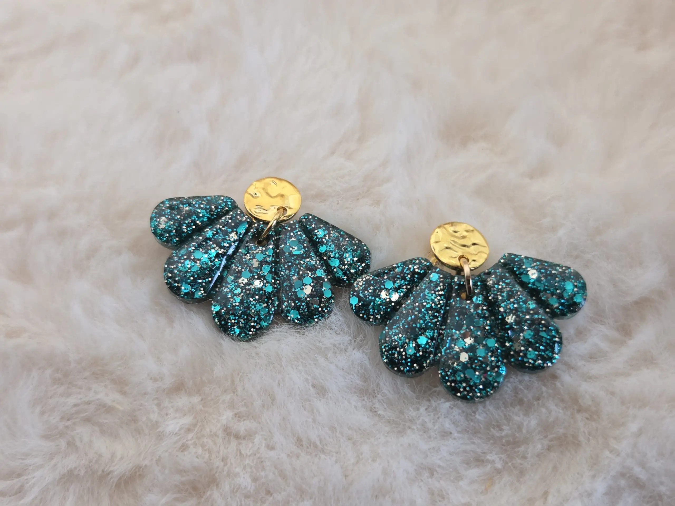 đ Boucles dâOreilles Ăventails Scintillants âš