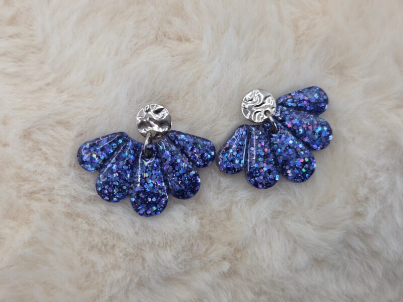 🌊 Boucles d’Oreilles Éventails Scintillants ✨