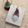✨ Pendentif Articulé "Gnome de Noël" en Acier & Résine 🎄