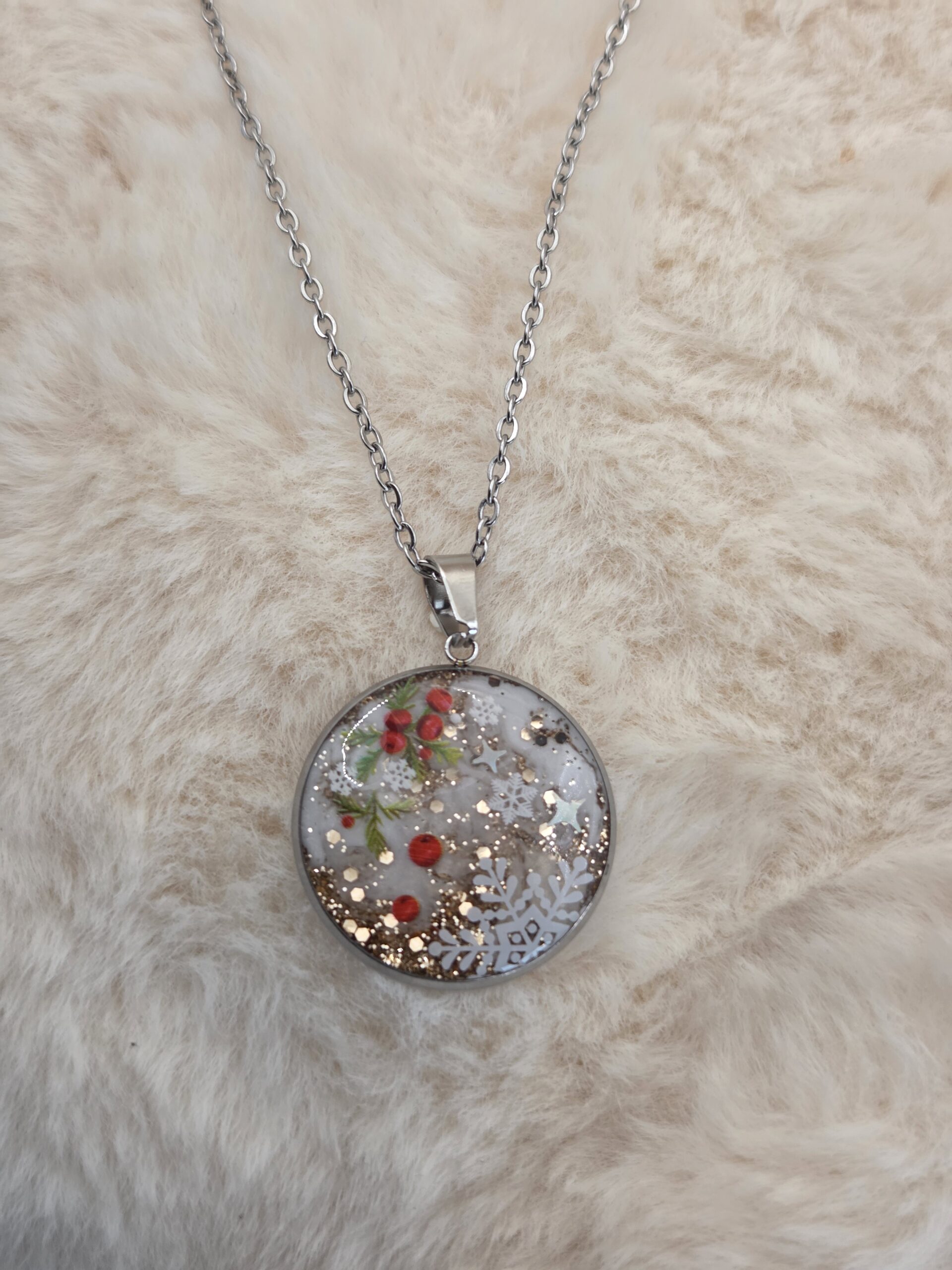 ❄️ Pendentif “Douceur d’Hiver” – La magie dorée des fêtes ✨ – Image 2