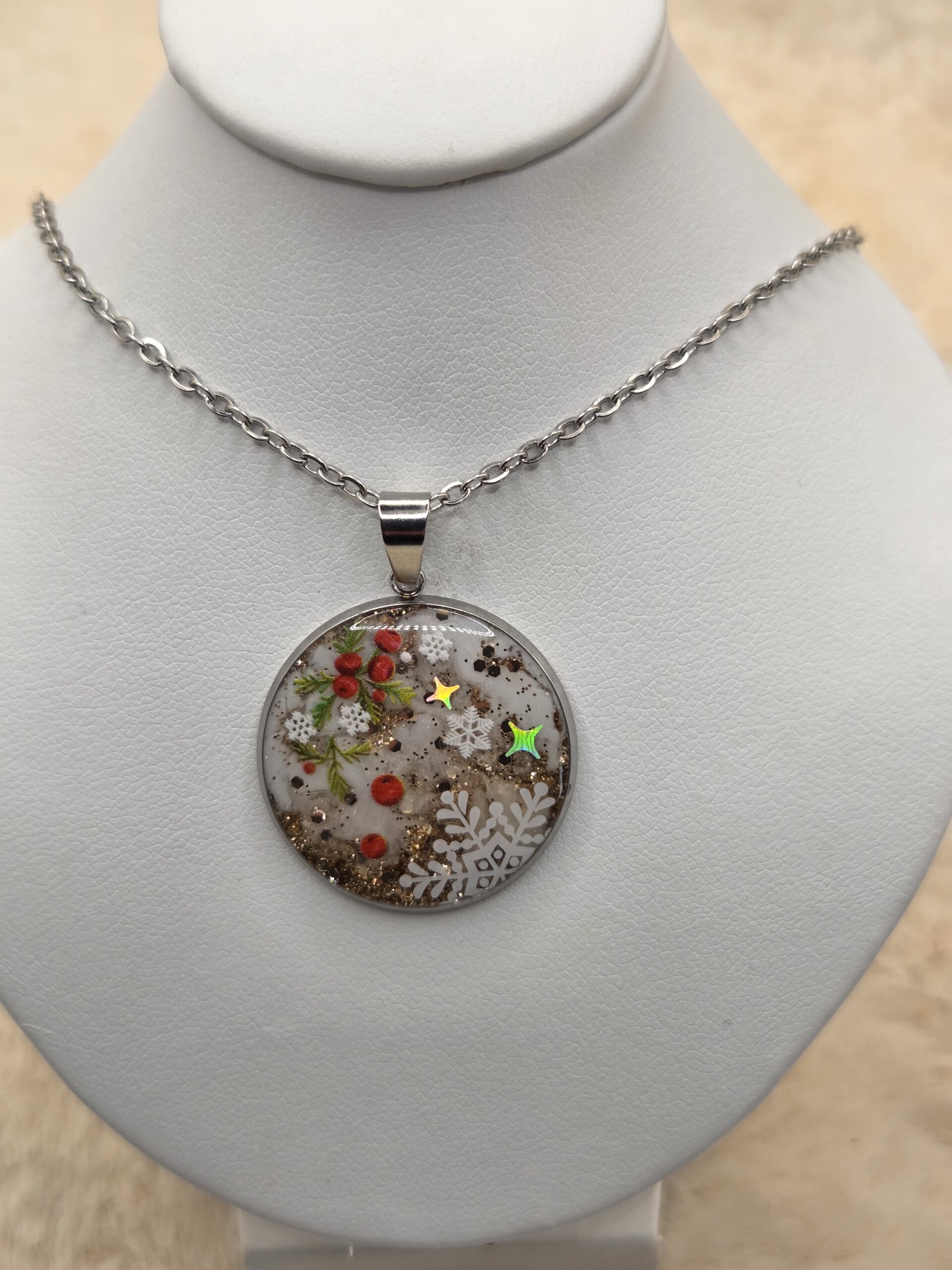 ❄️ Pendentif “Douceur d’Hiver” – La magie dorée des fêtes ✨