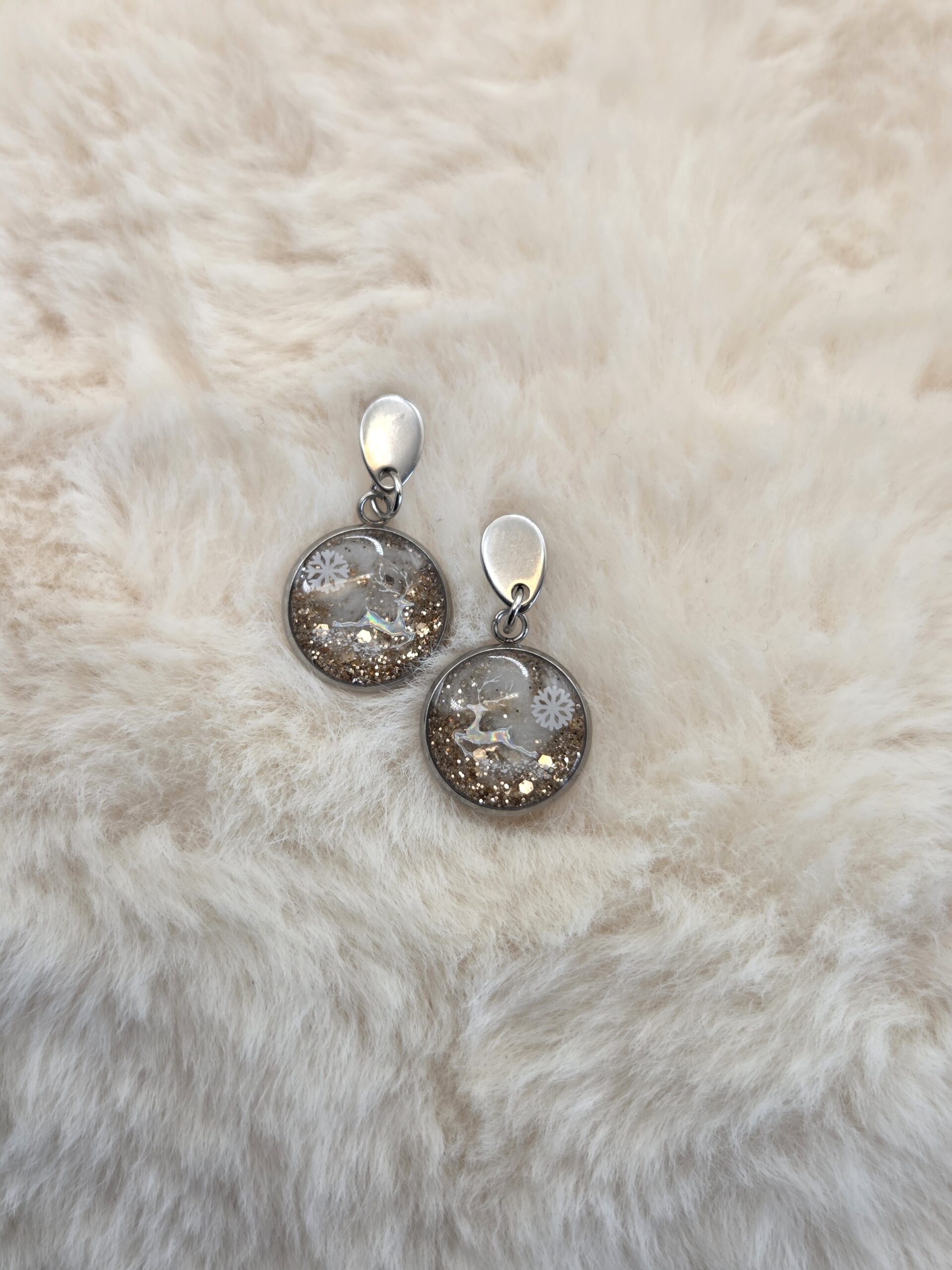 🎄 Boucles d’oreilles “Renne Magique” – L’esprit féerique de Noël ✨ – Image 3