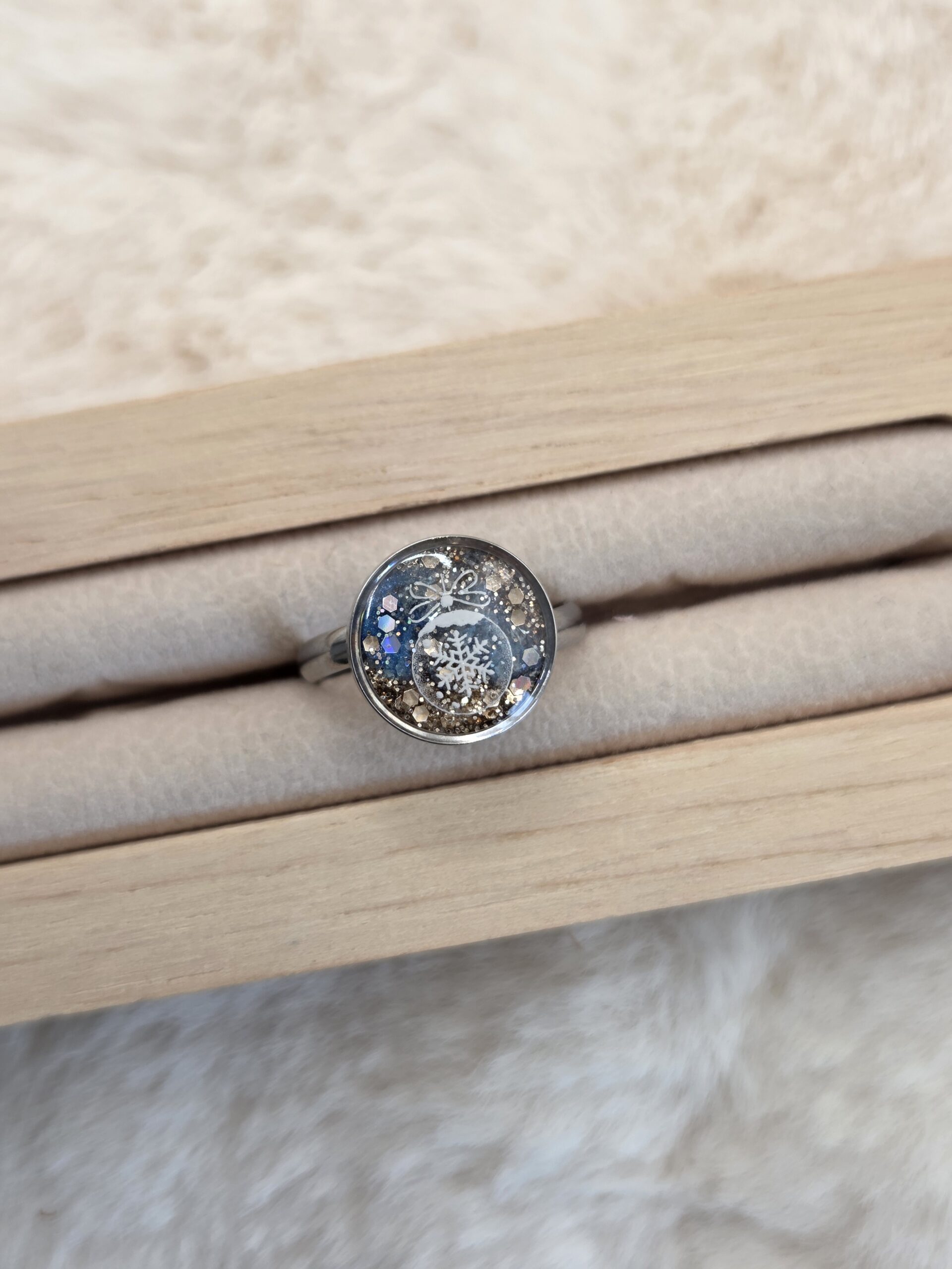 ❄️ Bague “Boule de Neige” – L’éclat magique de Noël ✨ – Image 3