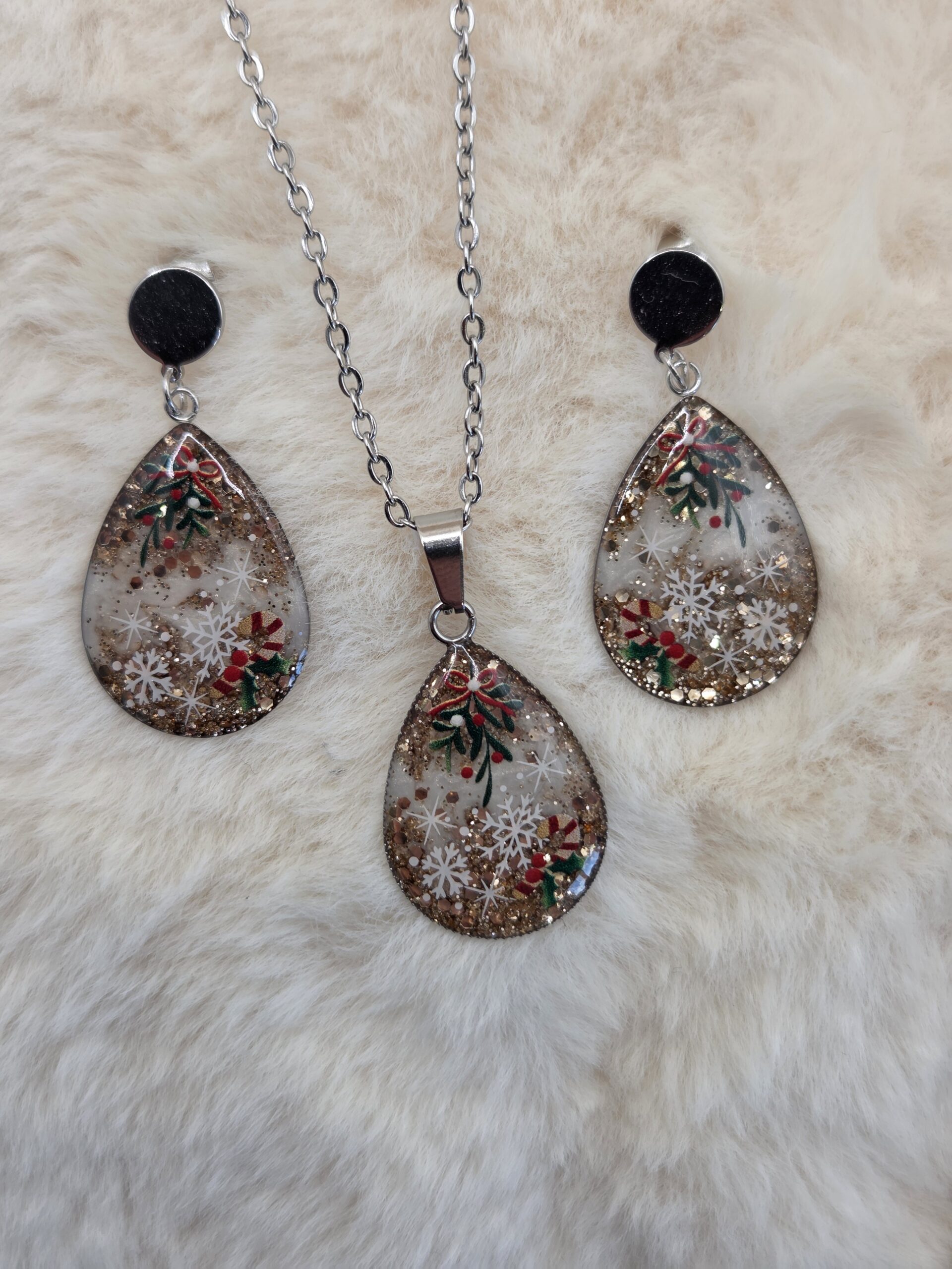 ❄️ Pendentif “Goutte Festive” – Brillance & esprit de Noël ✨ – Image 2