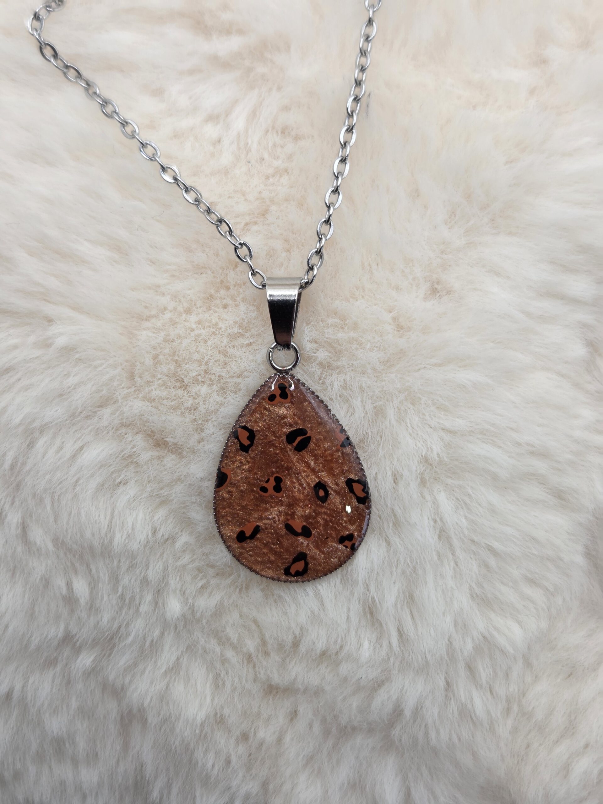 🐆✨ Pendentif Cabochon Goutte – Fond Bronze Brillant & Motifs Léopard ✨🐆 – Image 3