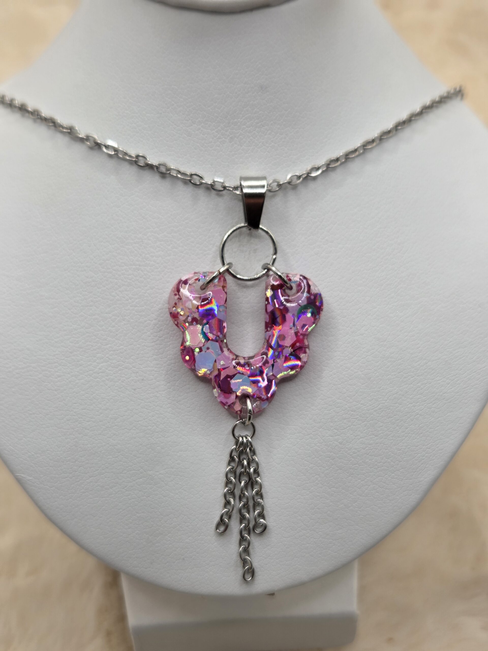 ✨ "Éclat Irisé – Pendentif Articulé en Acier, Résine & Chaînettes " – Image 3