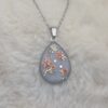 🌸✨ Pendentif Goutte – Éclat Floral Blanc, Corail & Doré