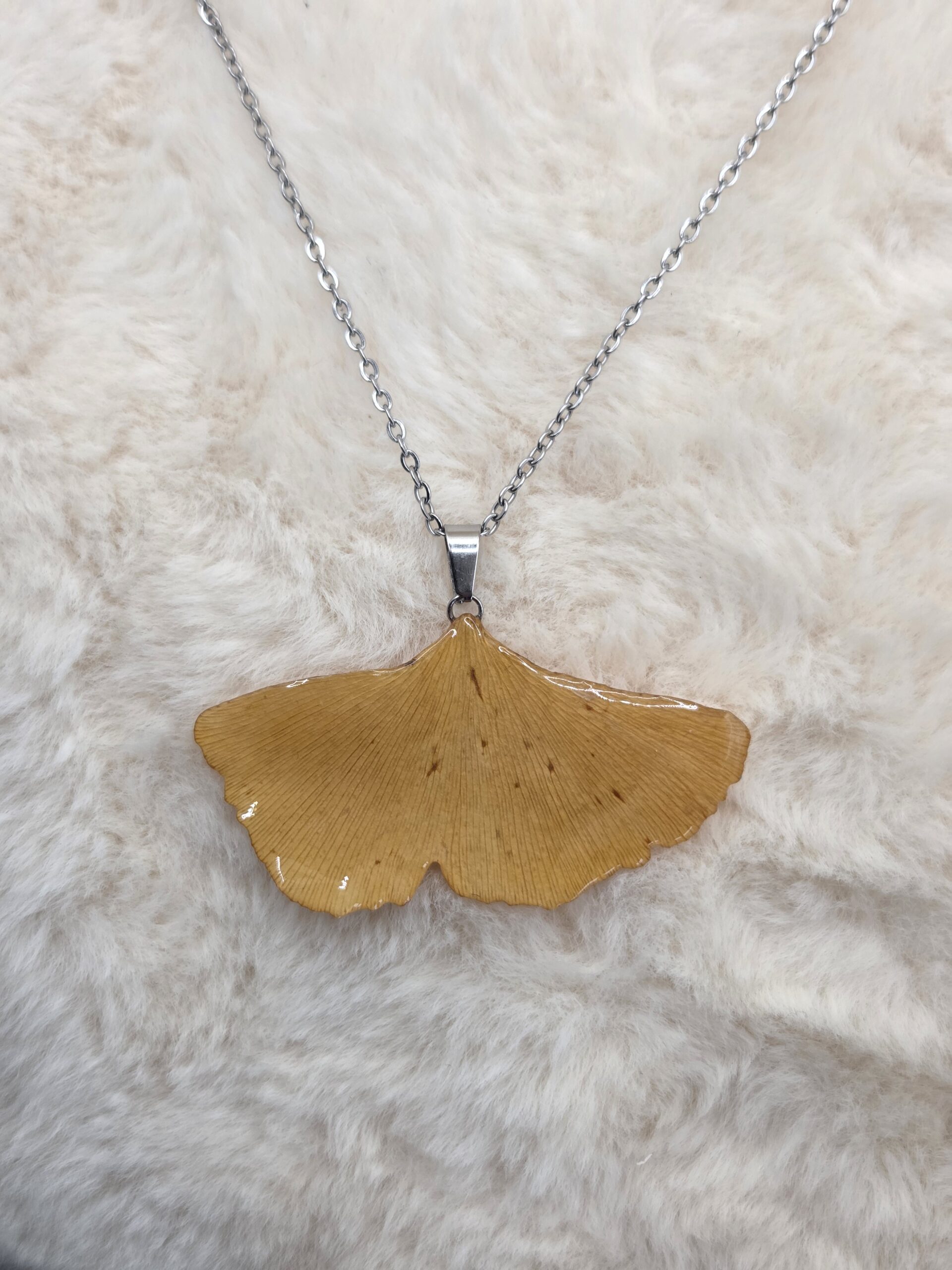 🌟 Pendentif Feuille de Ginkgo Véritable – Acier Inoxydable & Nature Eternelle 🌟 – Image 4
