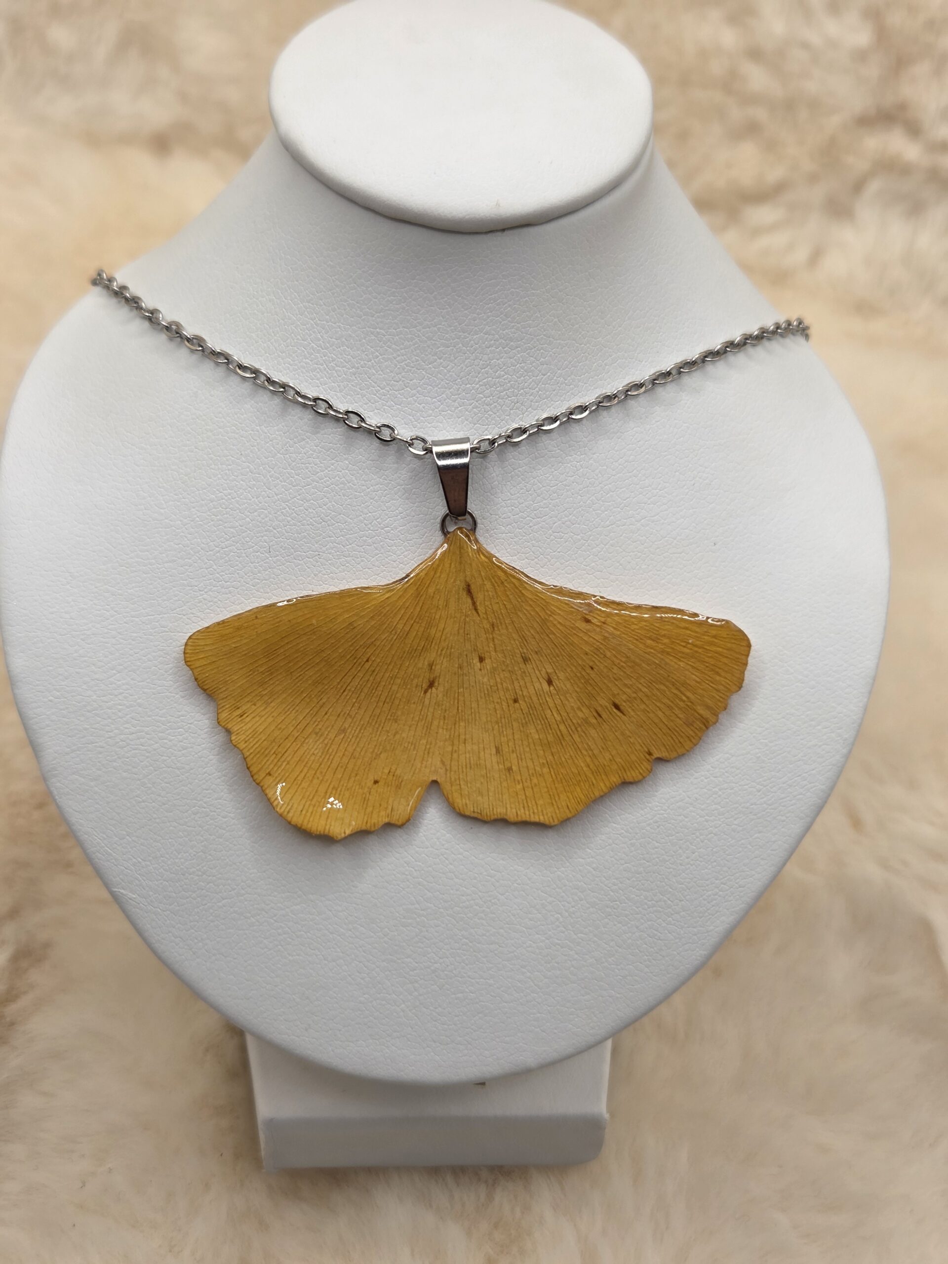 🌟 Pendentif Feuille de Ginkgo Véritable – Acier Inoxydable & Nature Eternelle 🌟 – Image 3
