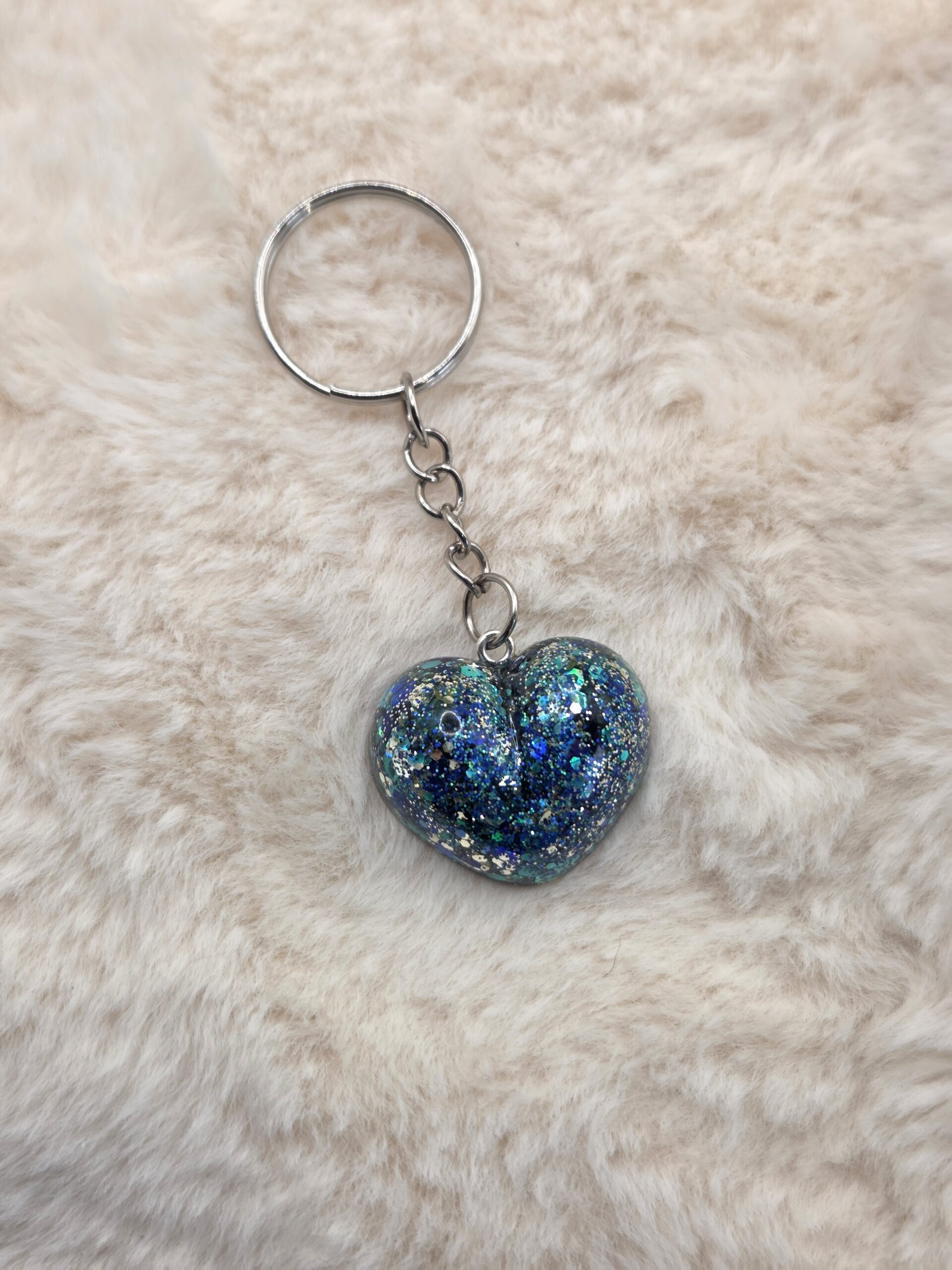 ❤️ Porte-Clé Cœur en Résine – Fait Main