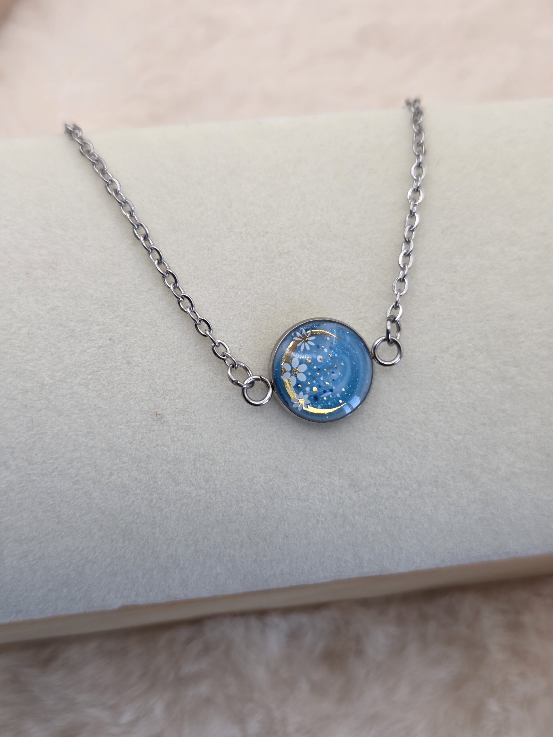 ✨ Bracelet Cabochon Rond – Lune Dorée & Bleu Céleste ✨ – Image 3