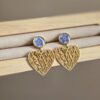 💖 Boucles d’oreilles « Mama » cœurs ajourés & myosotis - Acier Doré