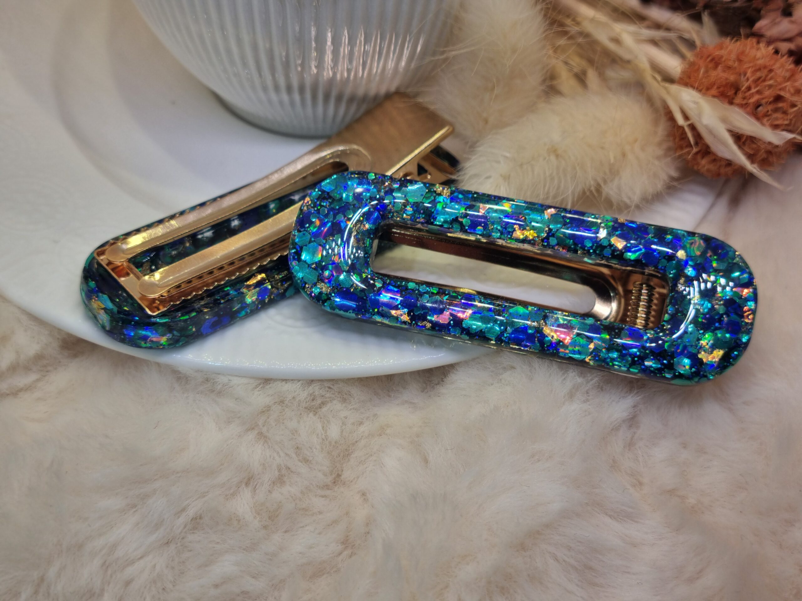Barrettes rectangles arrondies ajourées